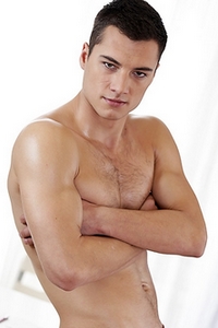 Troy Vara